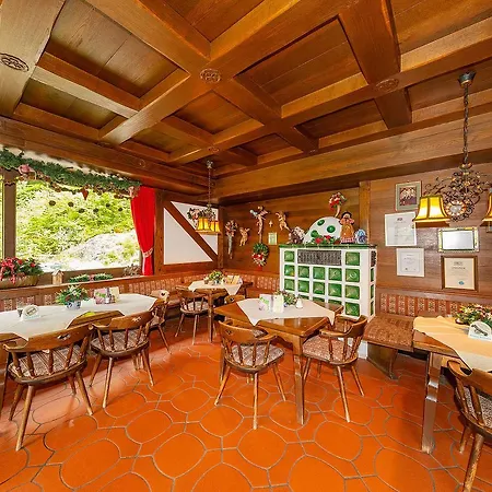 Groebl-alm Haus Zur Schoenen Aussicht * Graswang