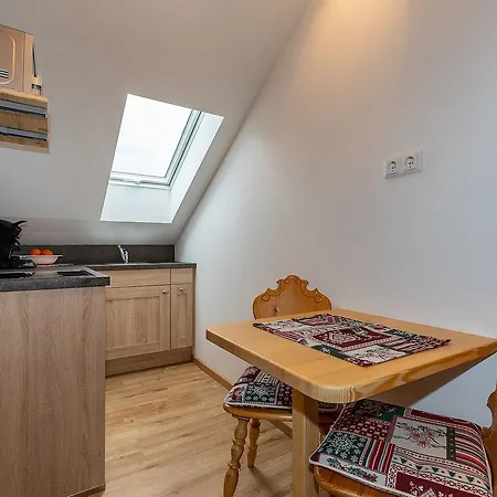 Groebl-alm Haus Zur Schoenen Aussicht Appartamento *