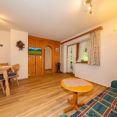Groebl-alm Haus Zur Schoenen Aussicht Apartment