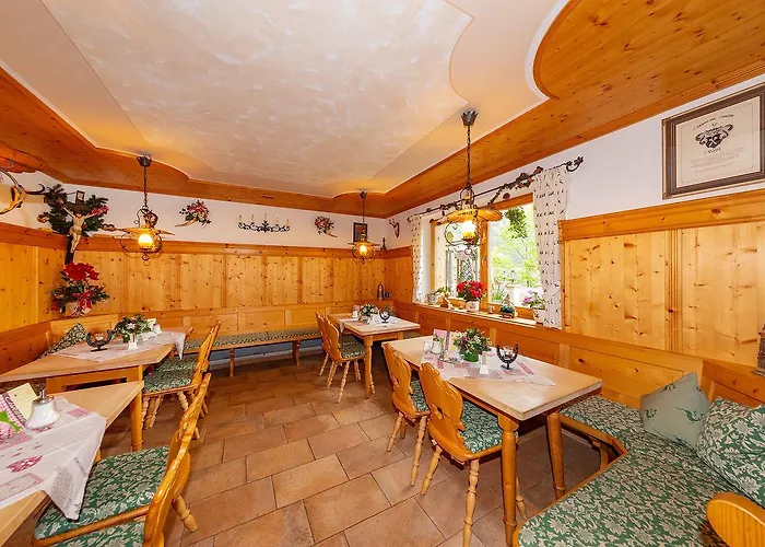 Groebl-alm Haus Zur Schoenen Aussicht Apartamento *